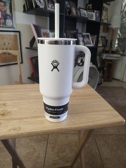 New hydro flask with straw