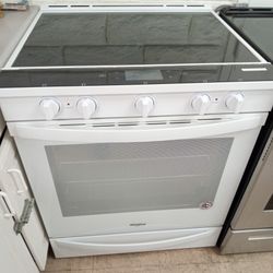Whirlpool Electric Stove/Oven Like New
