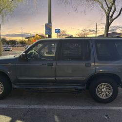 1998 Ford Explorer