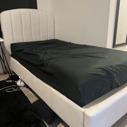 TWIN XL BED (will clean)