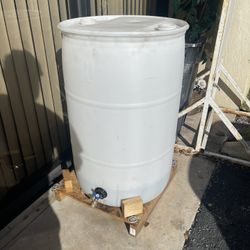 Water Tank With Valve 55 Gallon 