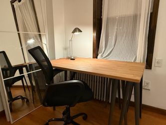 IKEA Butcher Block Desk + 4 NÄRSPEL Trestles
