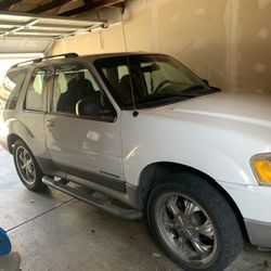 2002 Ford Explorer