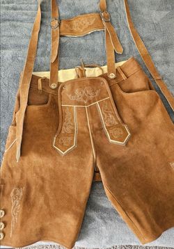 Traditional German Men Lederhosen