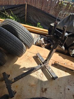 Heavy duty engine stand