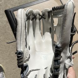 Mizuno MVP Prime - Fastpitch 