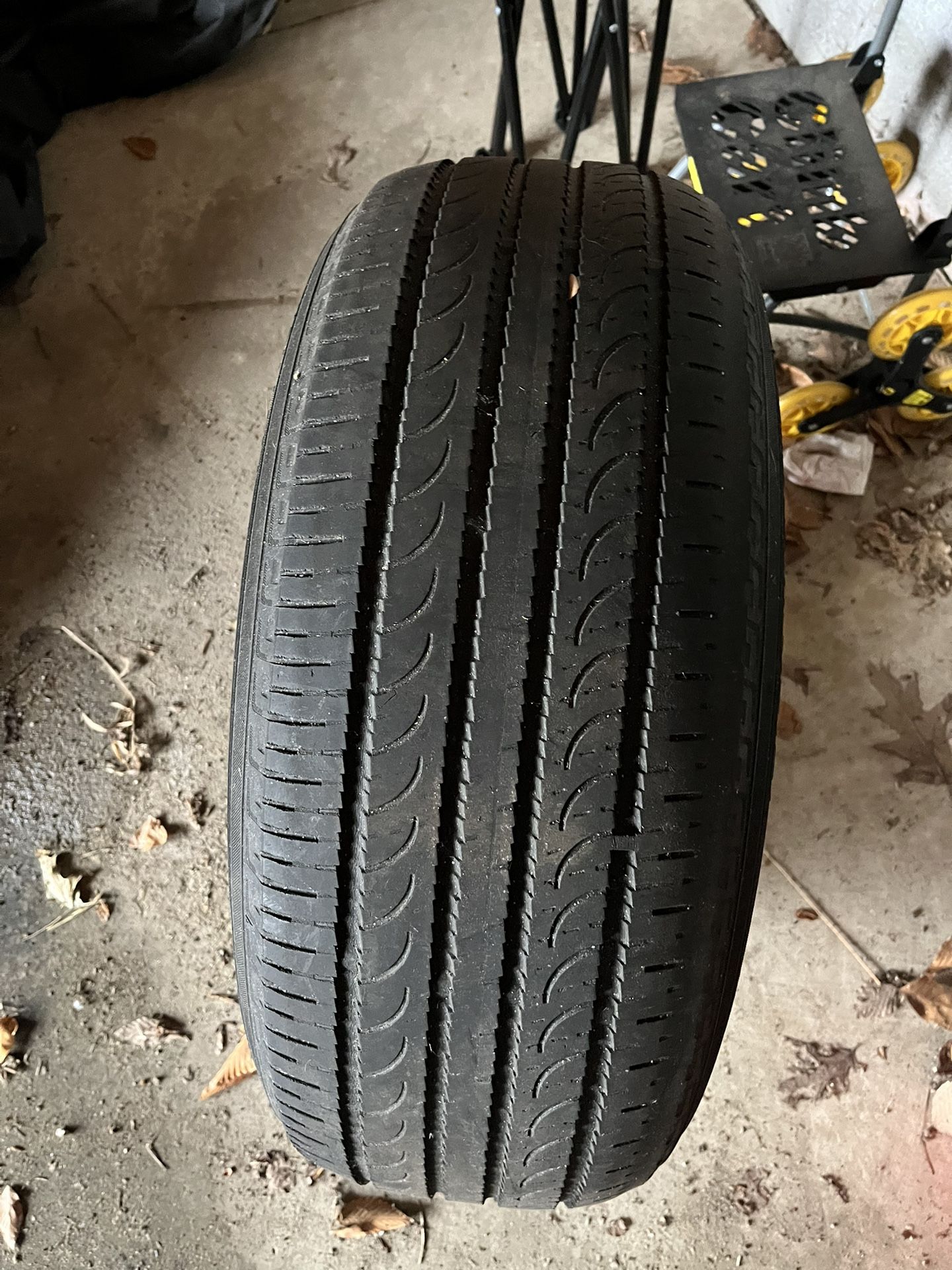 Yokohama 225/55R18 used tire