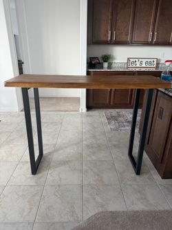 Bar height table