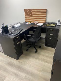 Black Office Desk for Office or Home