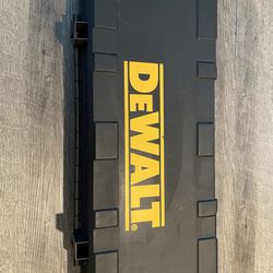 Dewalt saw