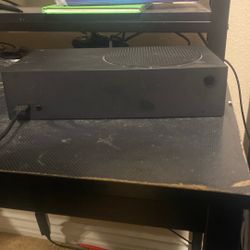 xbox series s 1TB (look at description)