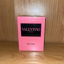 Valentino Donna Perfume 