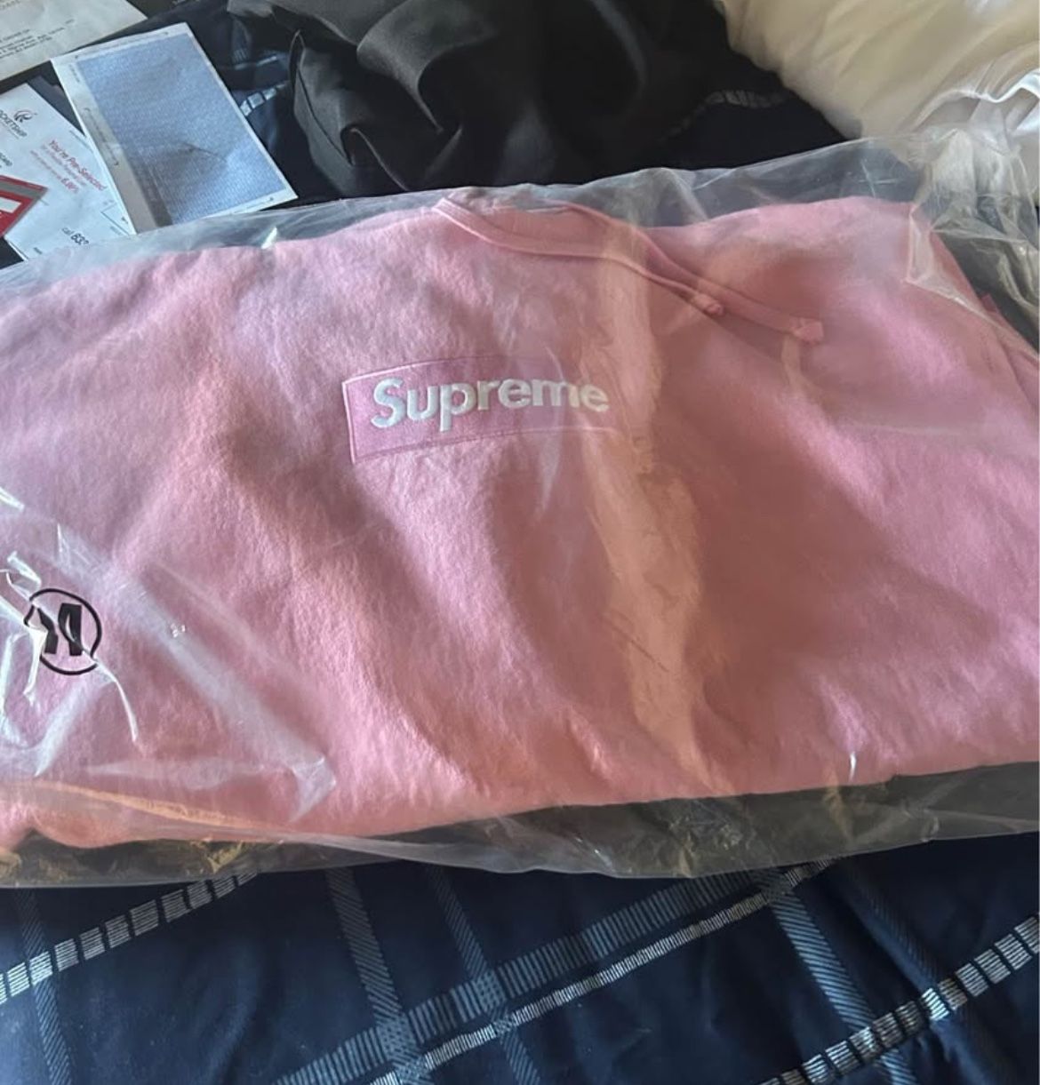 Supreme Brand New Pink Box Logo Hoodie FW2024