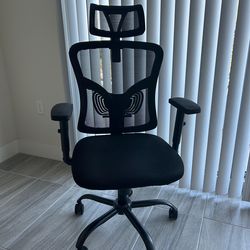 Desk chair