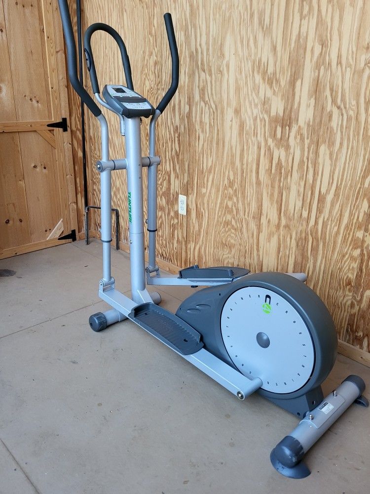 Tunturi C4 Elliptical Cross Trainer Machine