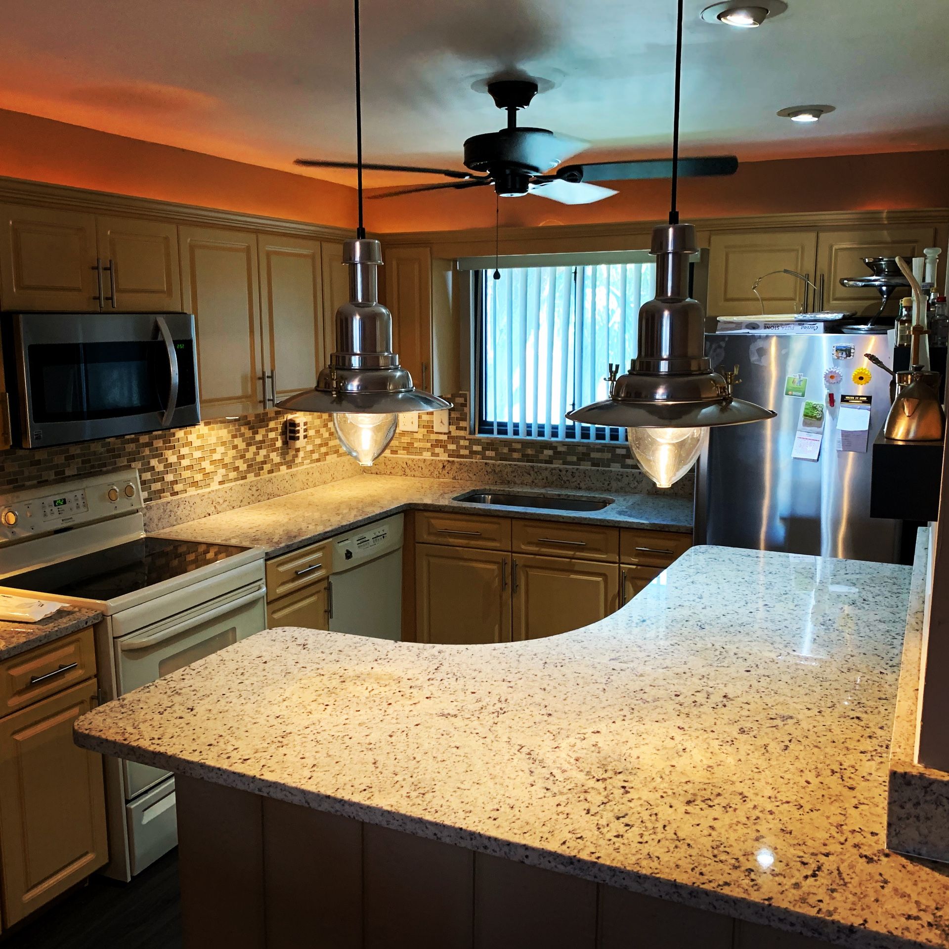 Granite Kitchen Countertops 45 Sqft **Sink Included**