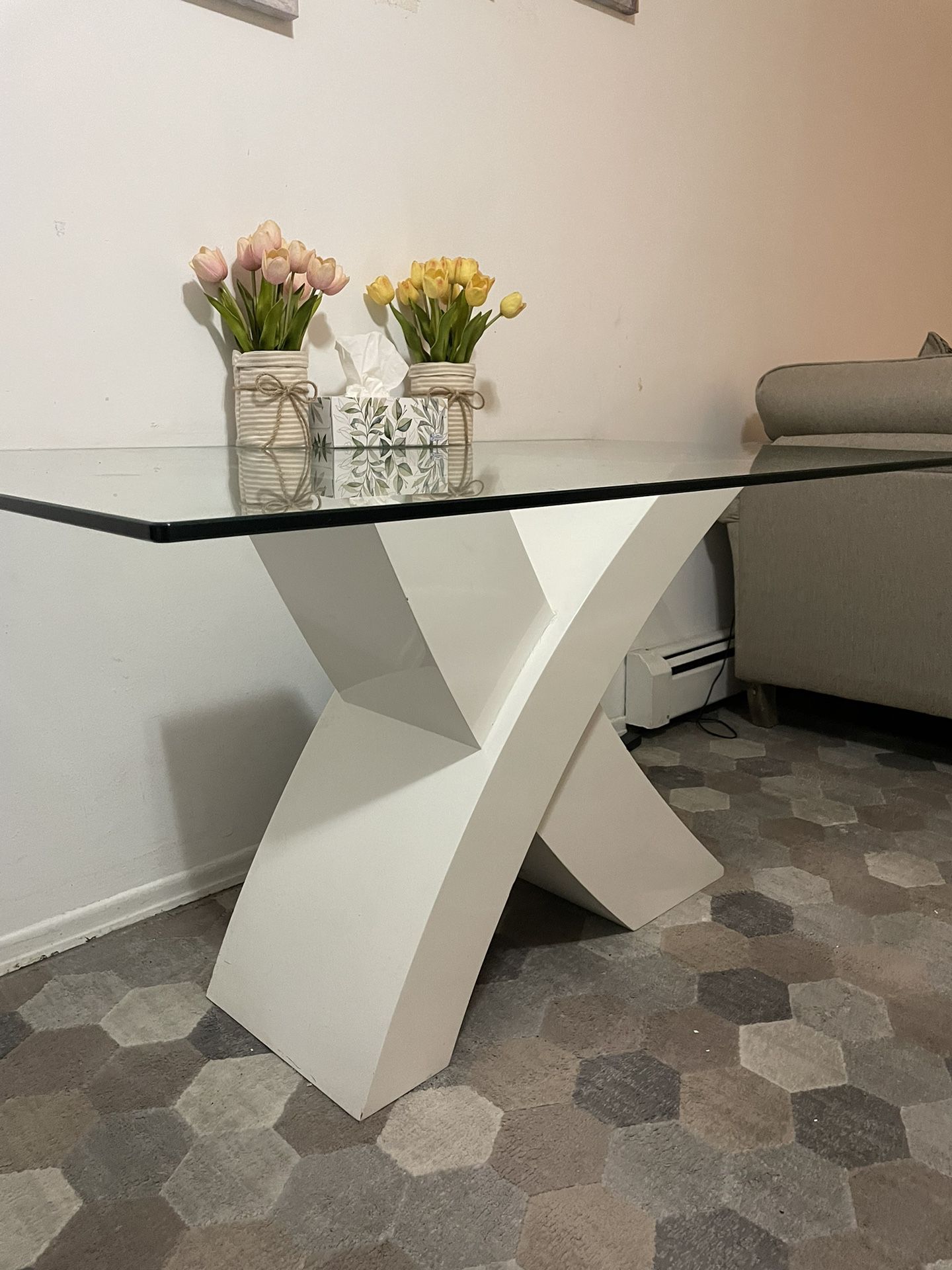 Minimalist Dining Table with White Pedestal 