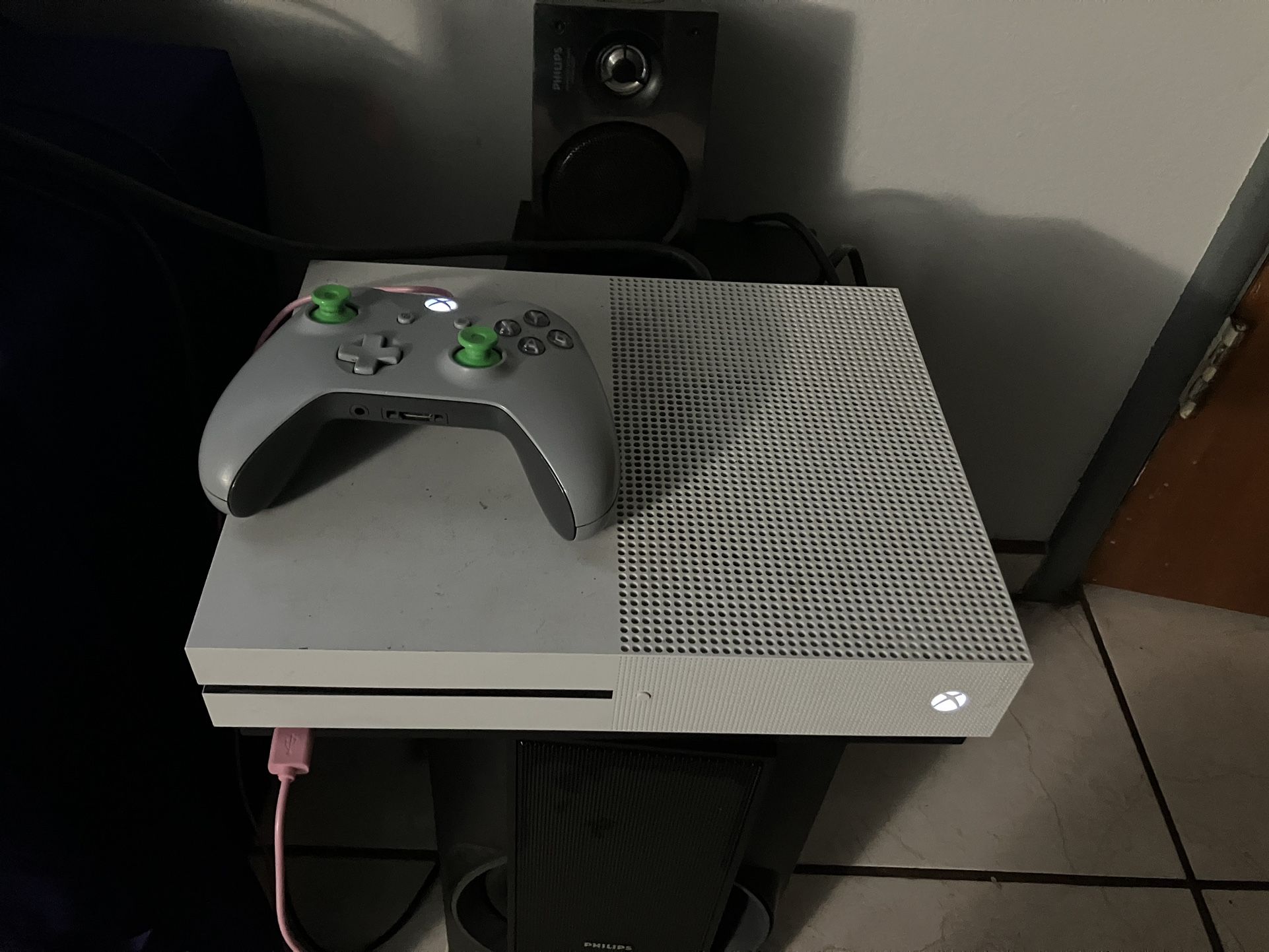 Xbox One S (Read Description) for Sale in Bakersfield, CA OfferUp