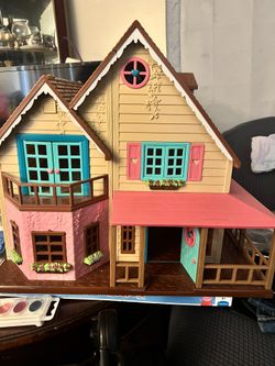Doll House 