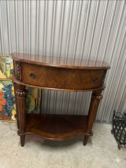 Elegante Mesa Consola de Media Luna (Estilo Clásico / Madera Fina)
