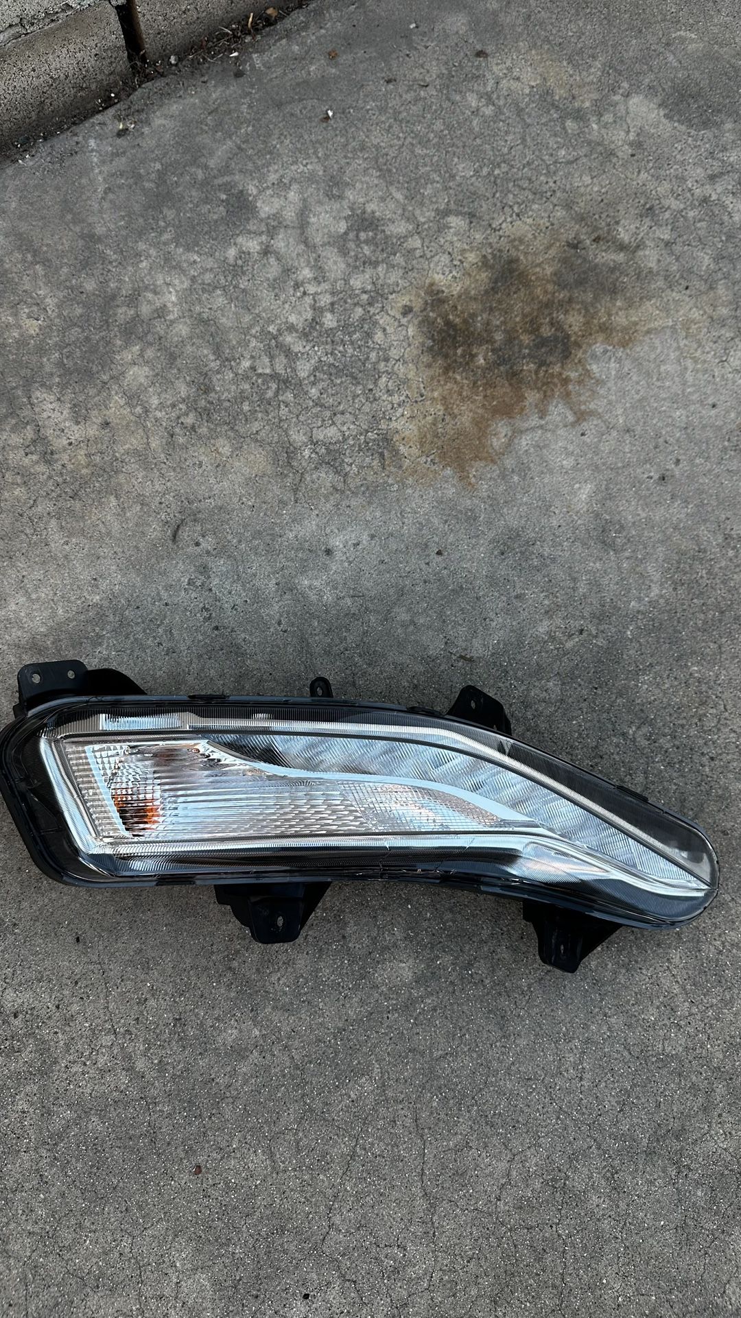 New Fits 2019-2024 Chevrolet Malibu Front Bumper Daytime Running Light Right RH