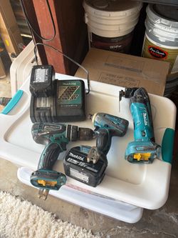 Makita 18V Cordless Tool Set with Charger & 2 batteries