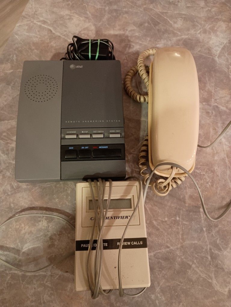 Phone Bundle With Answering Machine & caller ID
