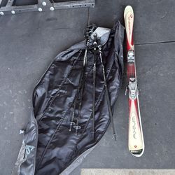 Skis Poles Ski bag