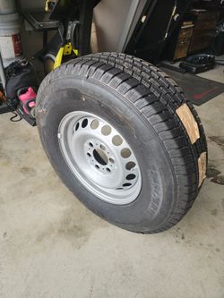Mercedes Benz Michelin Tire and rim  245/75/16