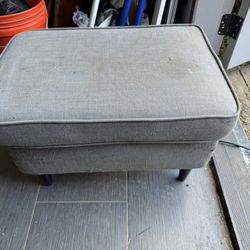 Free small Ikea ottoman
