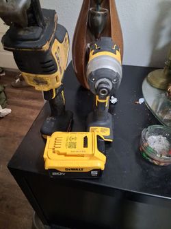 Taladro de impacto y zawzaw de bateria