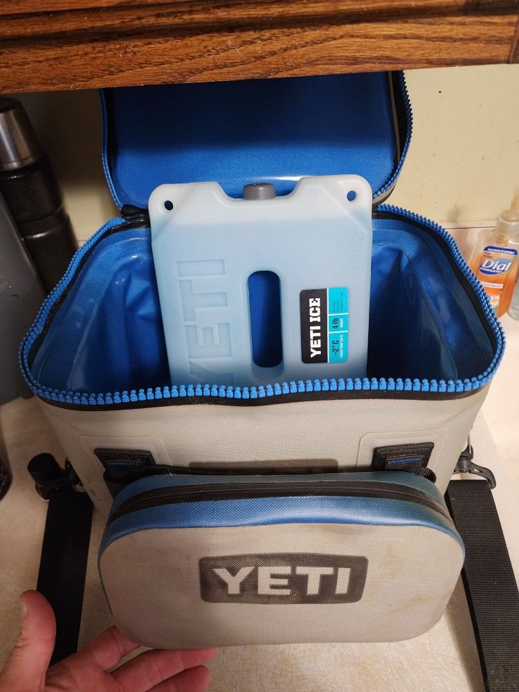 Yeti Hopper Flip 12 Cooler