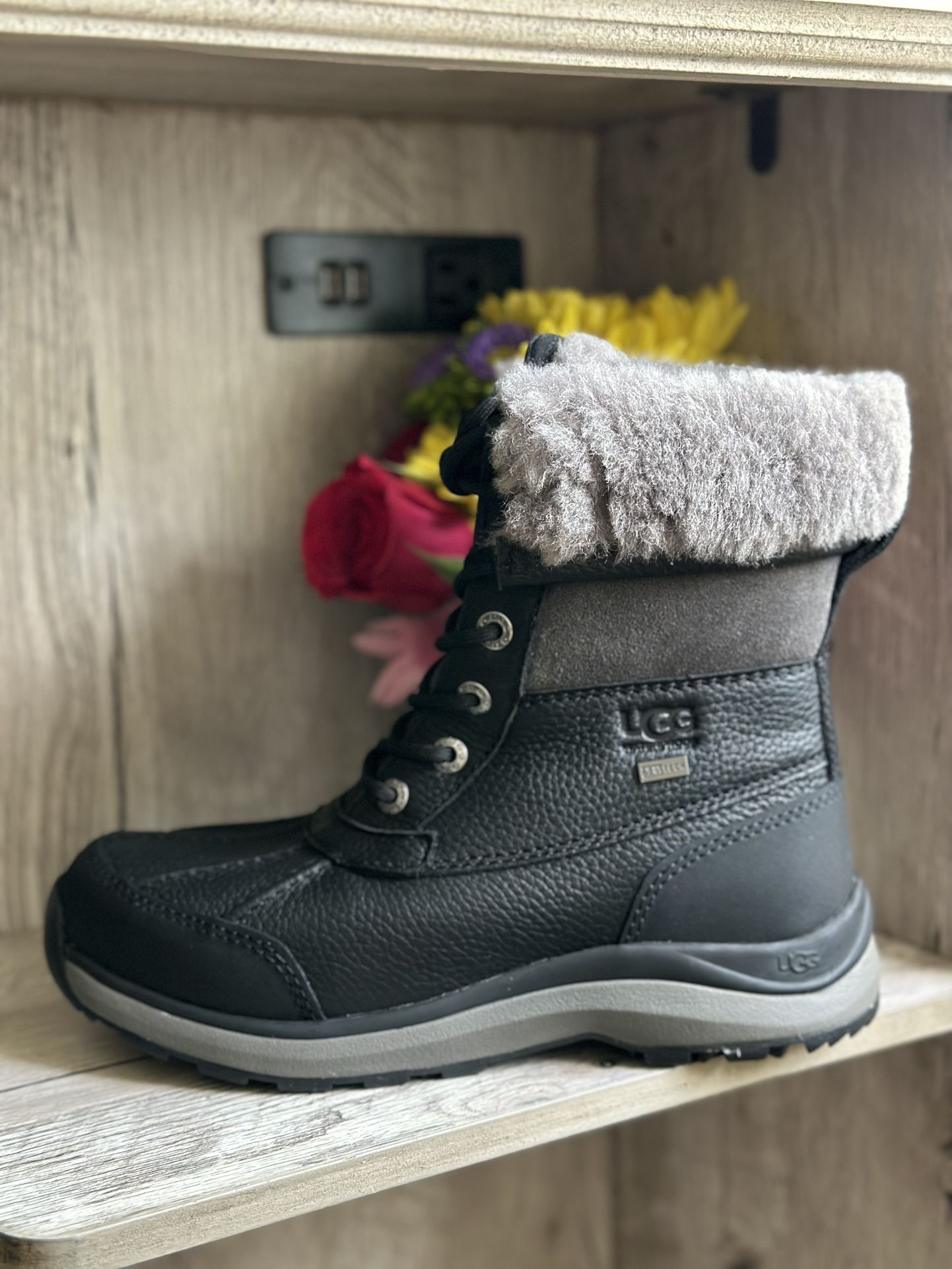 Boots 🥾 UGG Size 6 Talla 6