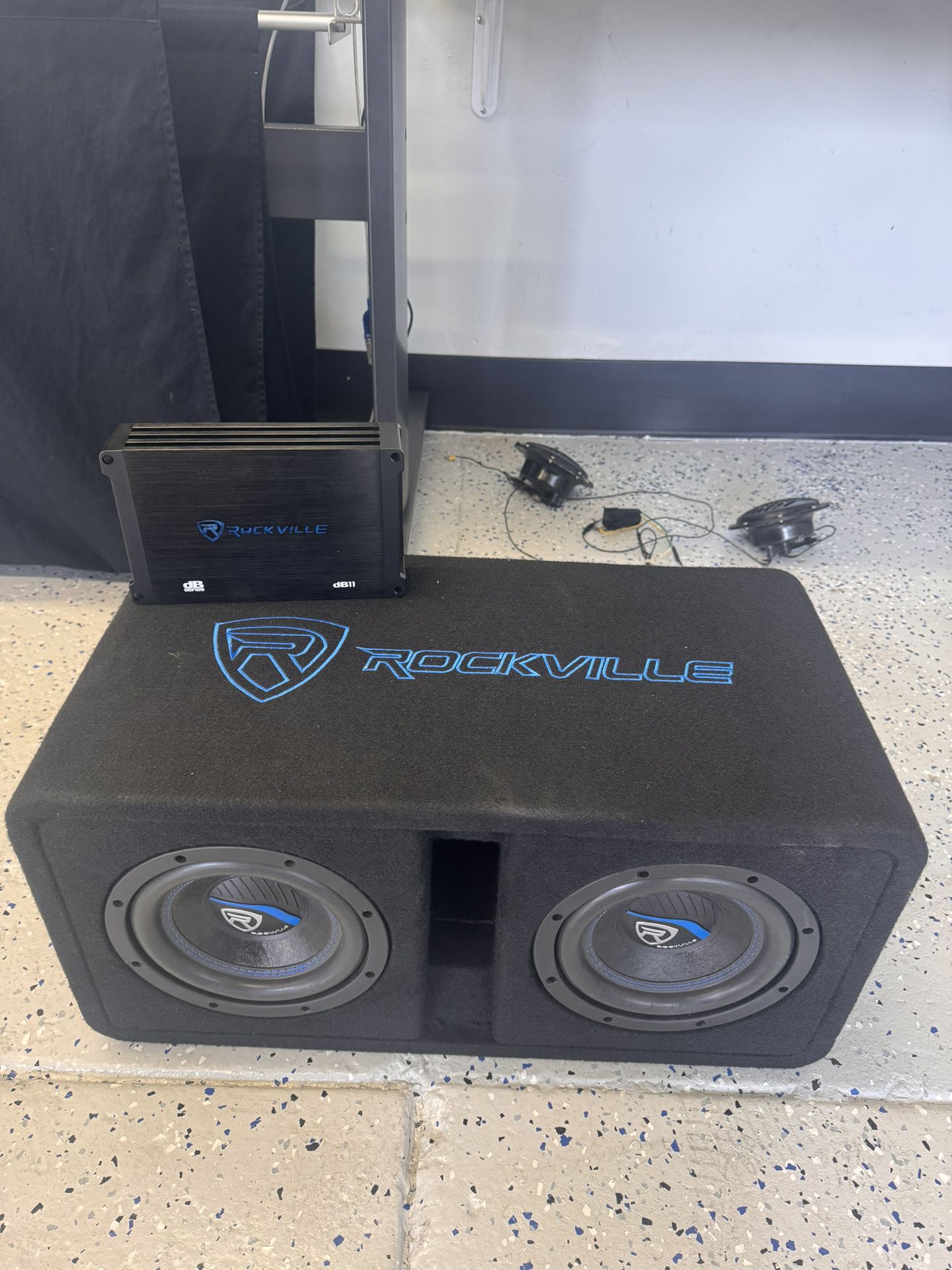 Subwoofer With Amplifier