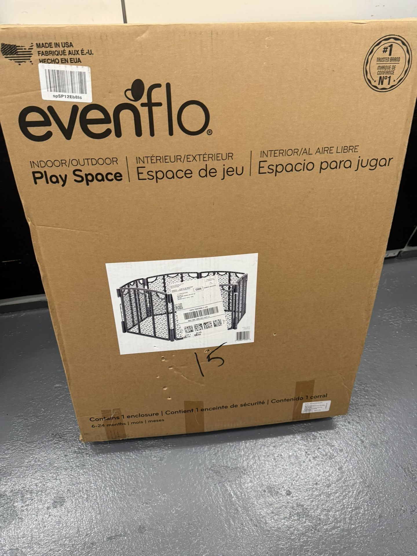 New Evenflo Versatile Play Space Adjustable Play Area, 6-Panel (Cool Gray)