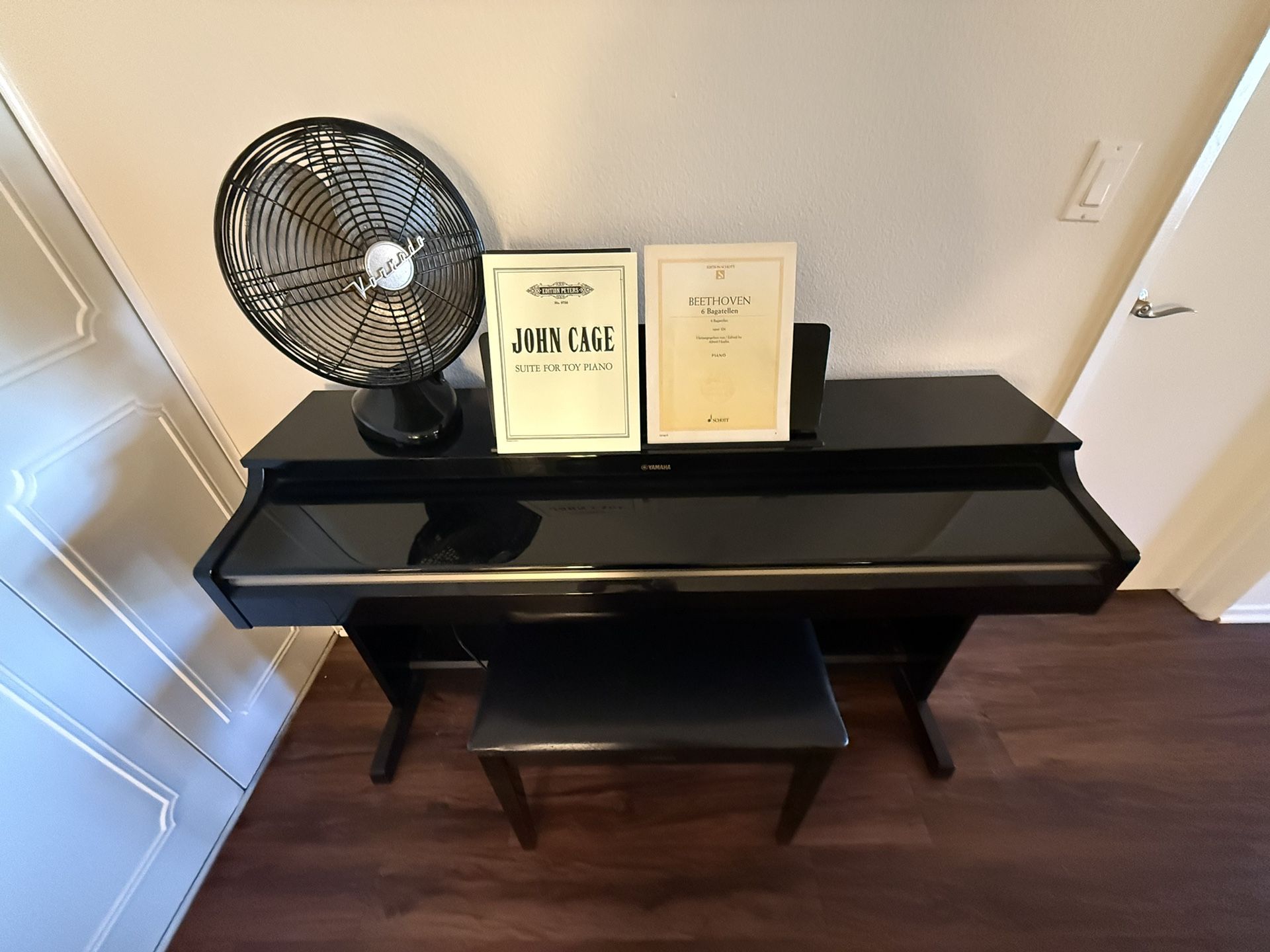 YAMAHA DIGITAL PIANO YDP162