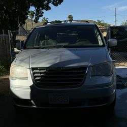 Town And Country 2010