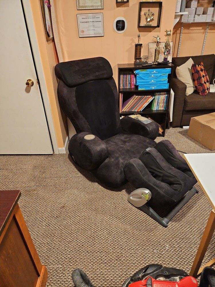 Sharper Image Joy Massage Chair with Foot Massage