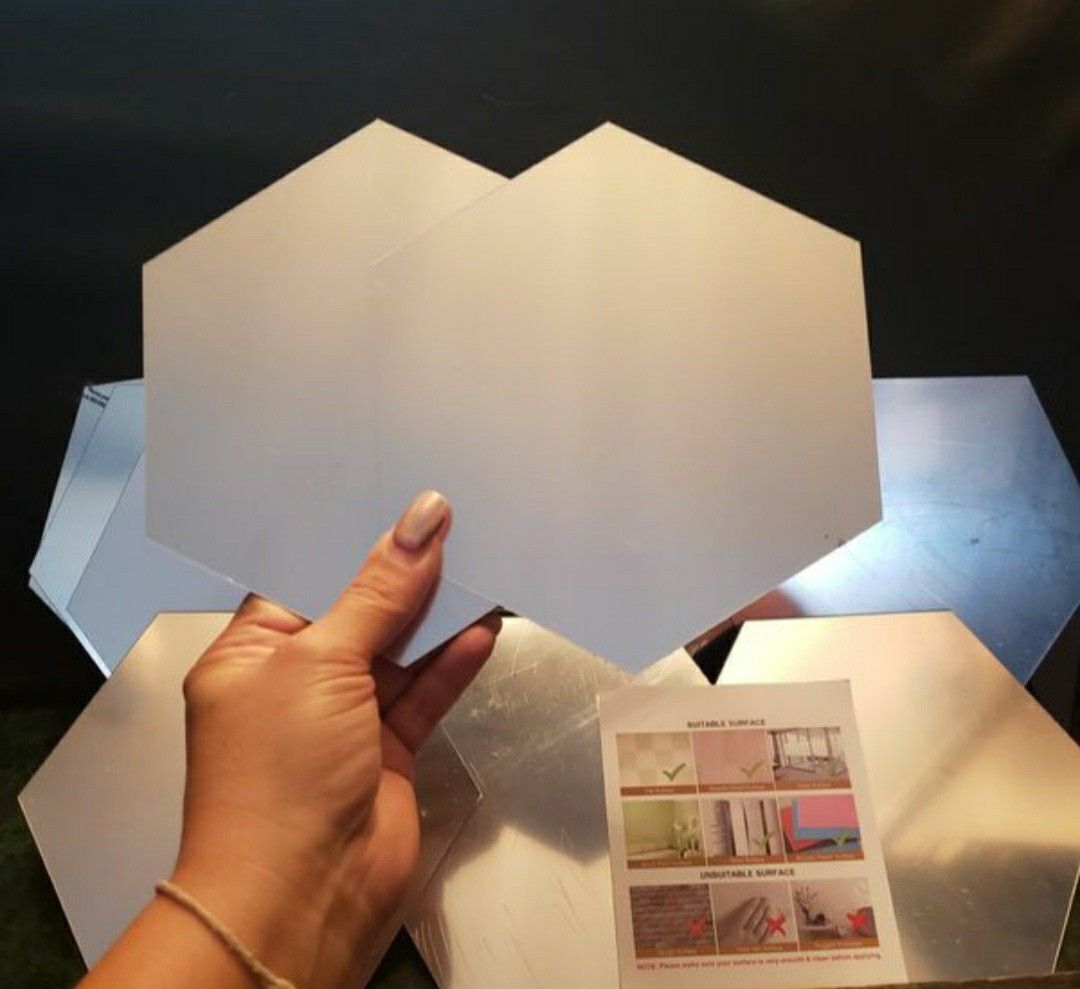 🔥 DIABLA'z - NEW UNUSED - BRAND NEW - Hexagon Mirror Stickers Wall DIY Decals 12 pieces