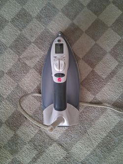 Steam Iron with LCD Display Sunbeam