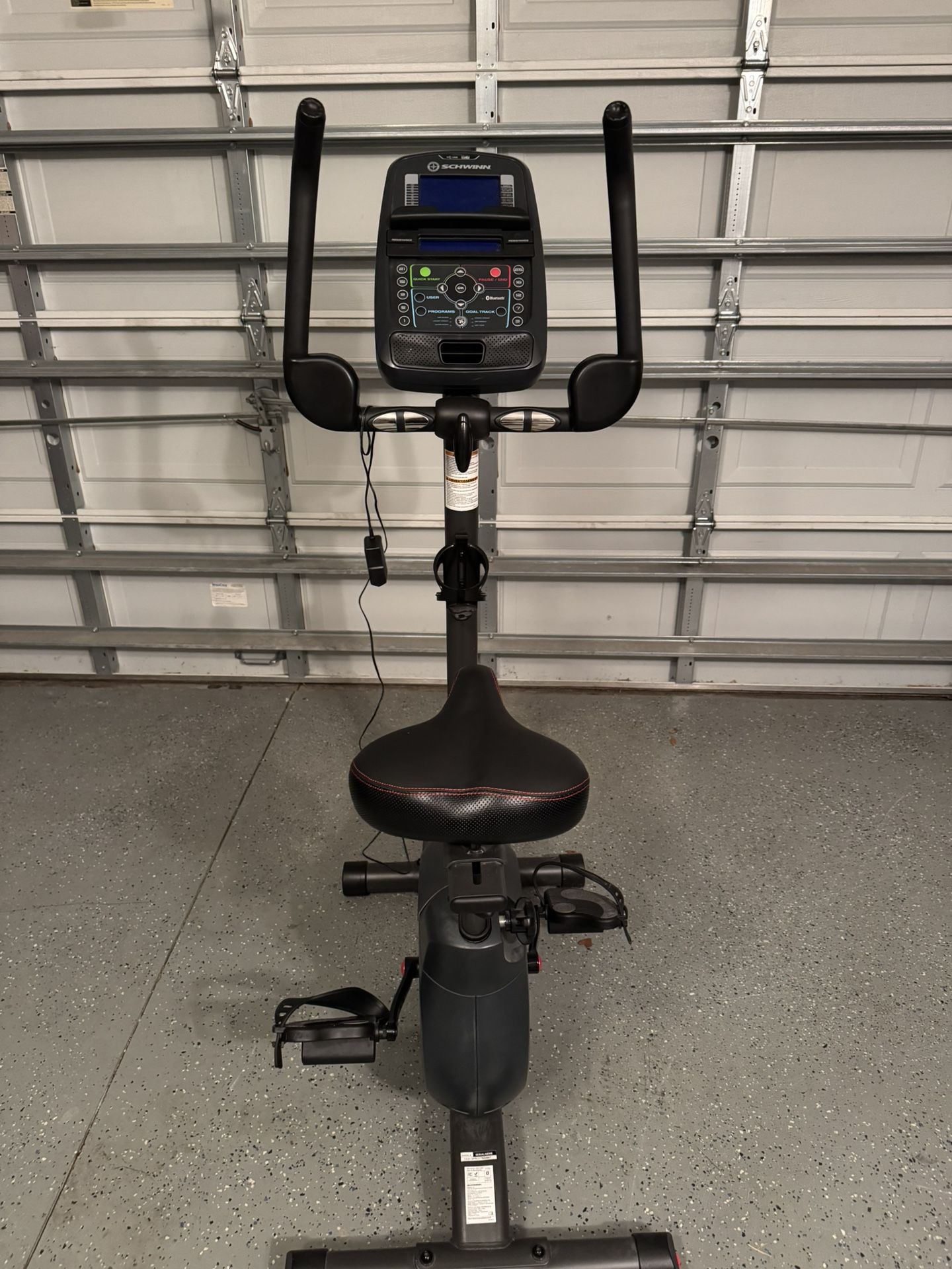 Schwinn 170 Upright Exercise Bike – Bluetooth, Programs, Works Perfectly