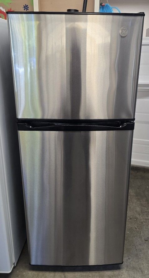 GE Stainless Steel 11.6 cu. ft. Refrigerator