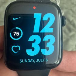 Apple Watch SE2- Second Generation 