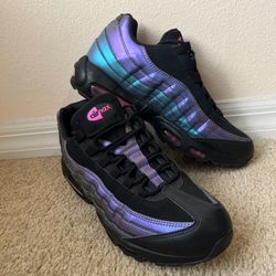 Nike Air Max 95 Premium Throwback Future 538416-021 SZ 10.5 Black/purple/green