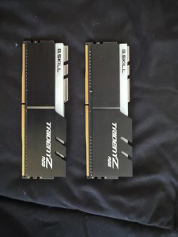 G SKILL TRIDENT Z RGB 16GB DDR4 3000mts