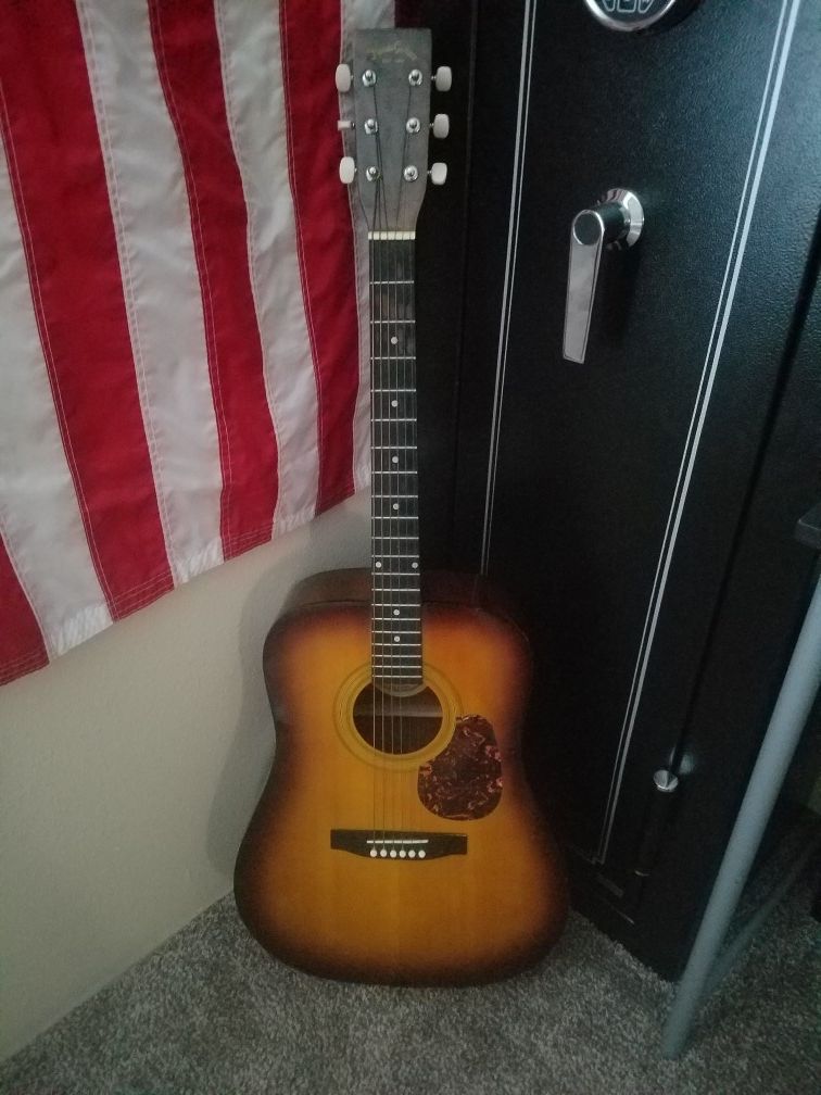 Hondo Guitar