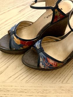 Wedge Heels Size 7