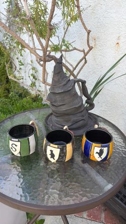 Harry Potter pitcher and mugs
