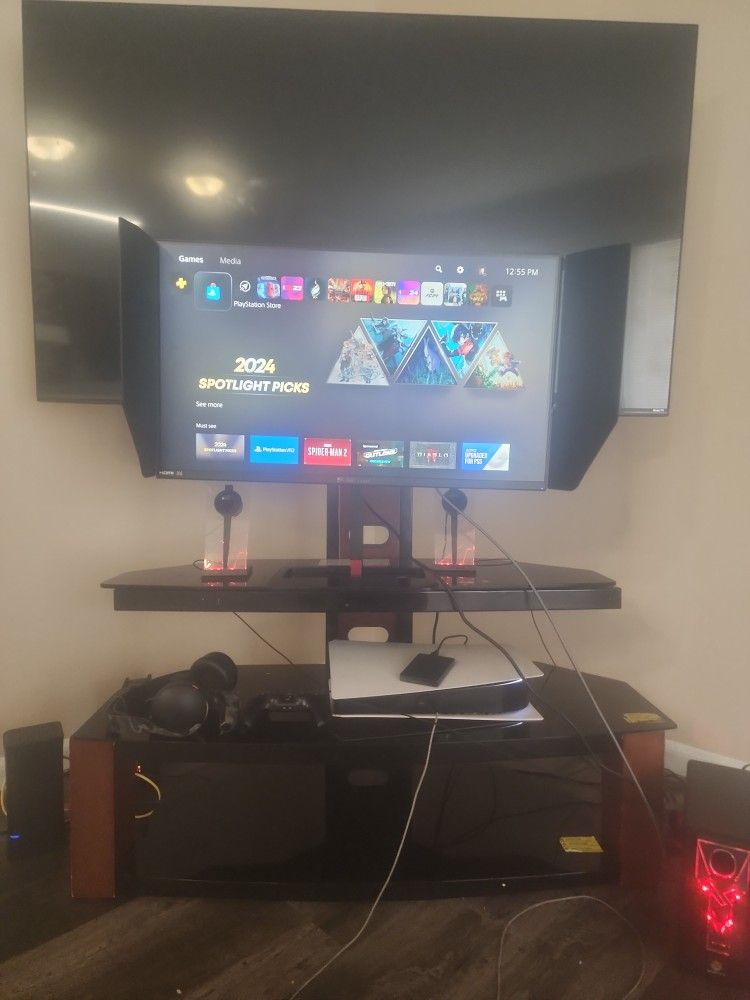 Sceptre 32" Gaming Montior/ Speakers