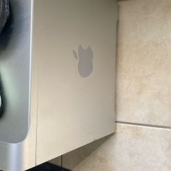 APPLE MAC PRO 